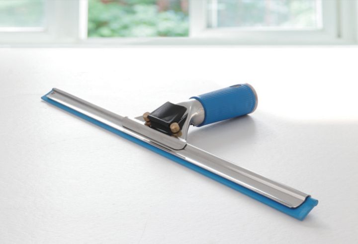 Black buton window squeegee 1 product image 4