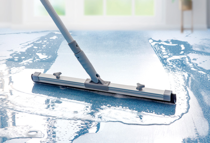 SJ-30/31/32JM Quick connect silicone floor squeegee product image 1