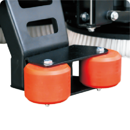 E100 Ride on floor scrubber Anti-collision wheel design