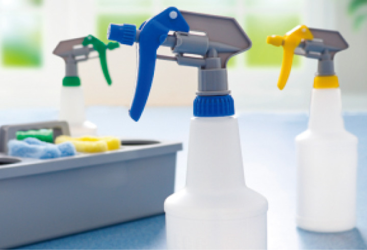 TR-70 700ML tumble spray bottle product image 1