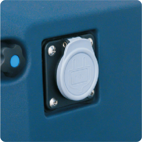E100 Ride on floor scrubber Aviation plug design, waterproof